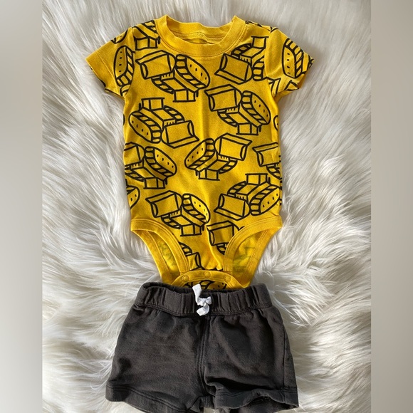 ⚫️5 for $25!⚫️ Baby boy 3-piece matching construction set - Picture 5 of 7